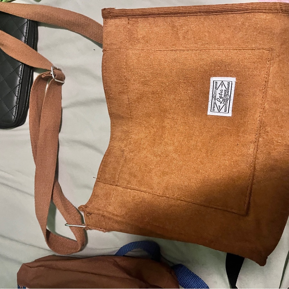 brown tote bag